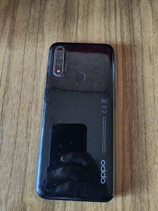 Телефон Oppo A31 4/64 + чохол