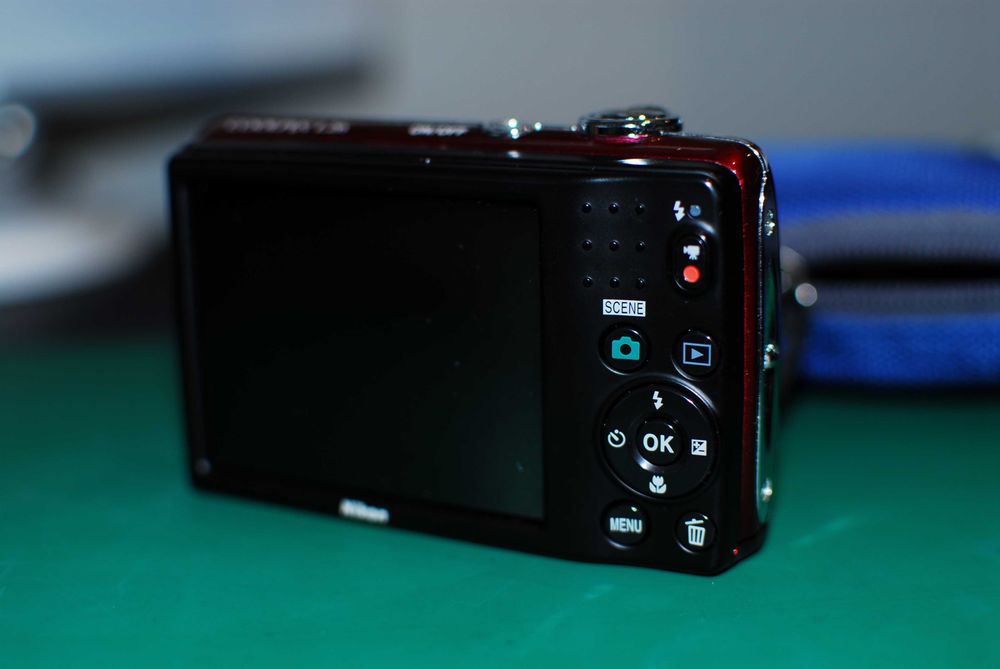 Nikon Coolpix L26