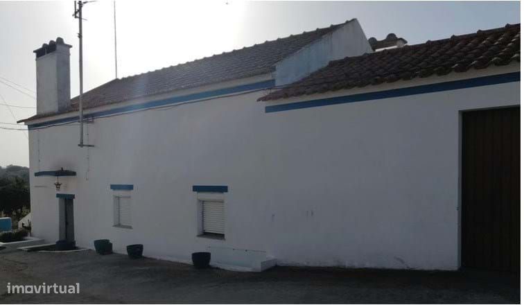 Terreno Urbano à Venda em Vale da Bica, Mora