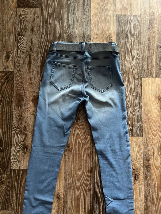 Джинсы женские