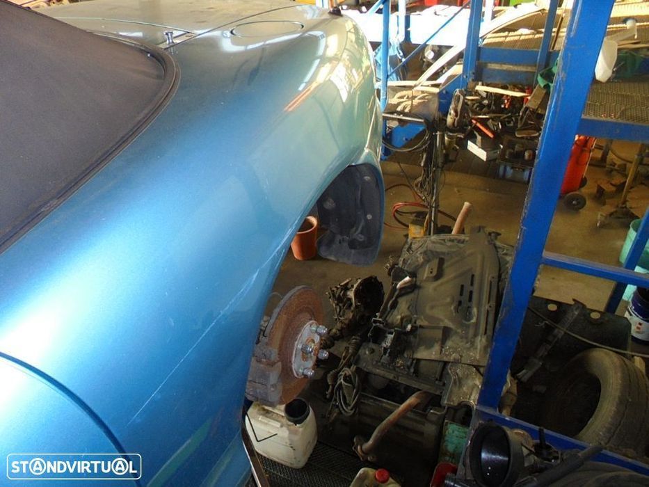 Mazda MX5 1.8i de 2002 para peças
