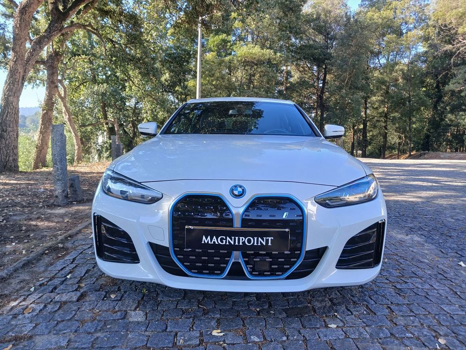 BMW i4 eDrive35 Pack Desportivo M foto 4