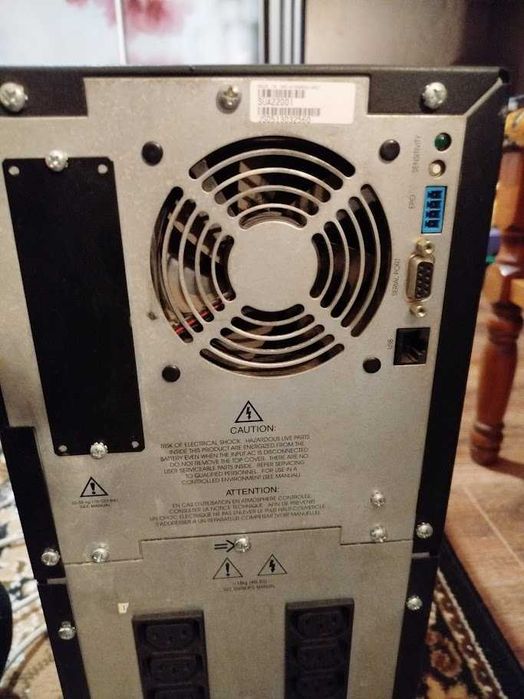 ИБП Бесперебійник ДБЖ APC Smart-UPS 2200 SUA2200I