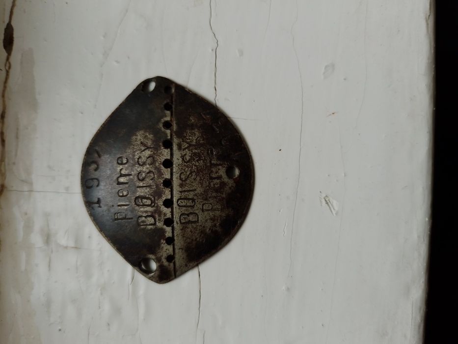 Продам жетон Франция