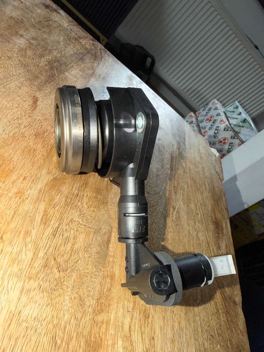 Wysprzęglik sprzęgła Ford Focus