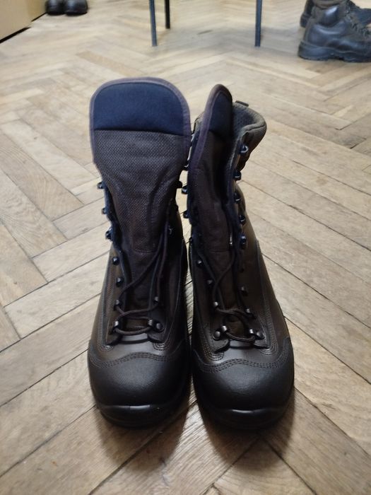 Nowe Buty wojskowe Denar 42