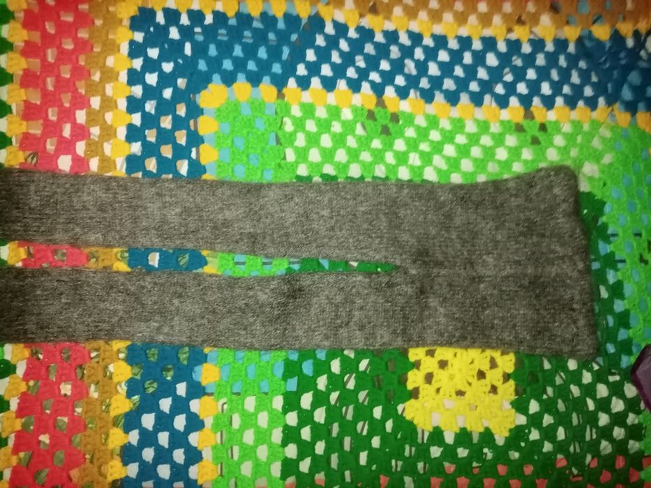 Дитячі в'язані рейтузи.