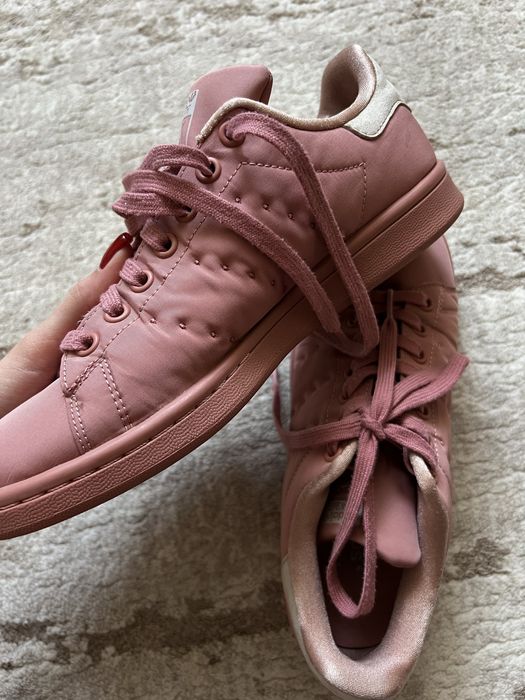 Кросівки adidas жіночі