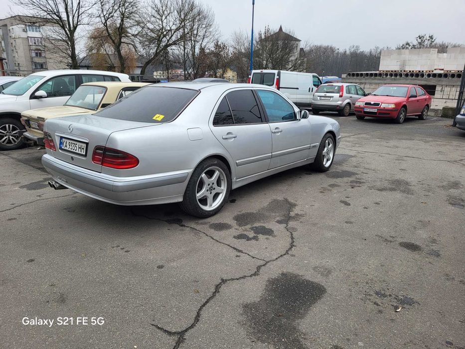 Mersedes W210  Е320