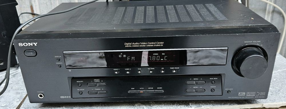 Amplituner Sony  180 wat