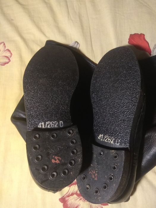 Продам військові чоботи ялові