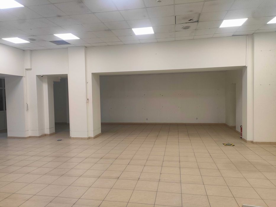 Atrakcyjny Lokal Handlowy w Centrum Łukowa