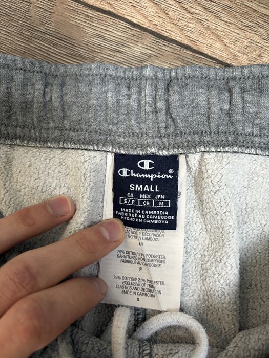 Продам штани champion