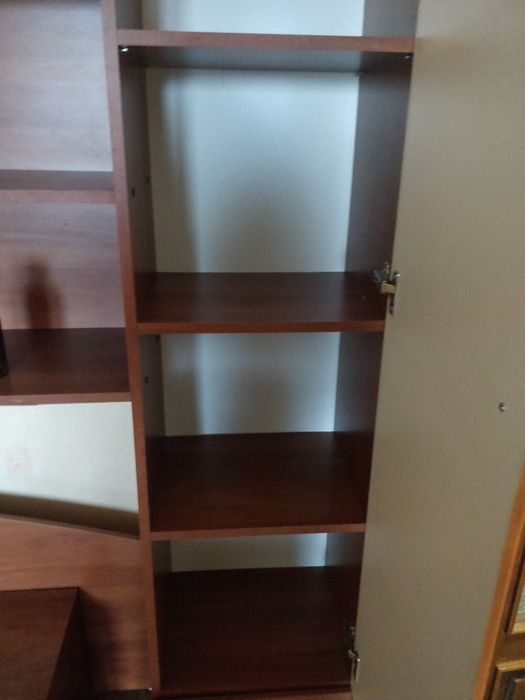 Продам хорошую стенку