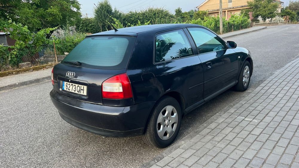 Audi A3 1.6 gasolina 100cv (reparacao / peças)