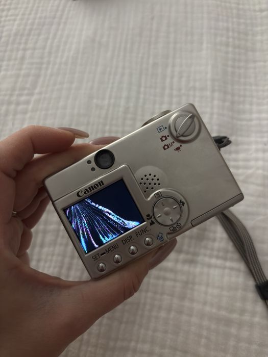 Canon Powershot SD100 uszkodzony