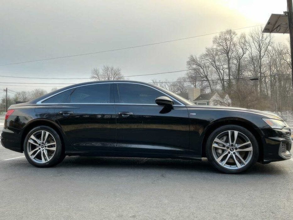 Audi A6      2023