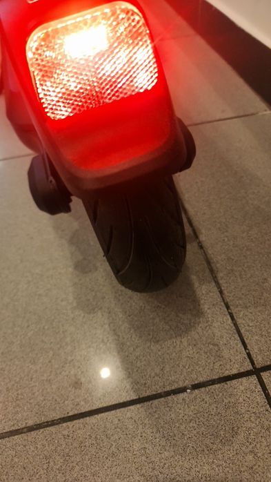 Trotinete Elétrica NIU KQi1 Pro – Como Nova!