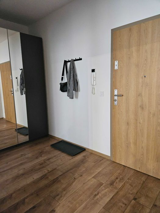 Mieszkanie do wynajęcia/ wraz z miejscem parkingowym garażowym