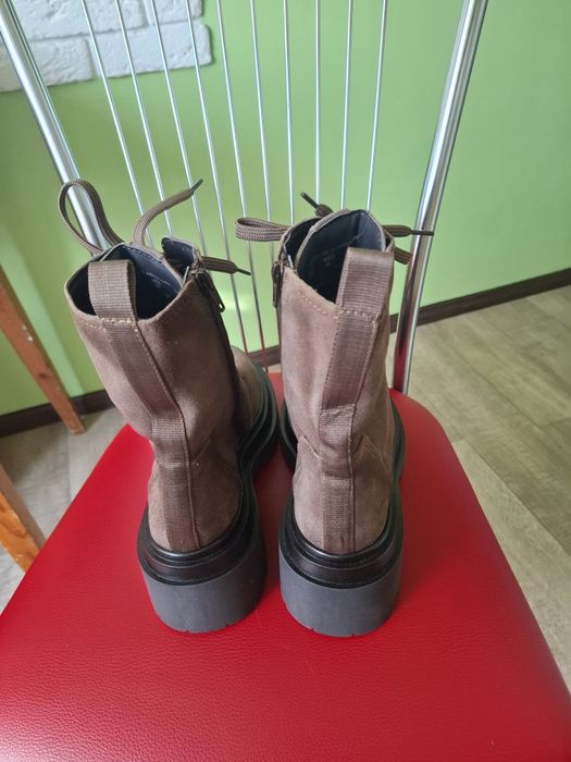 Ботинки брендовые BUGATTI жiночi,замша