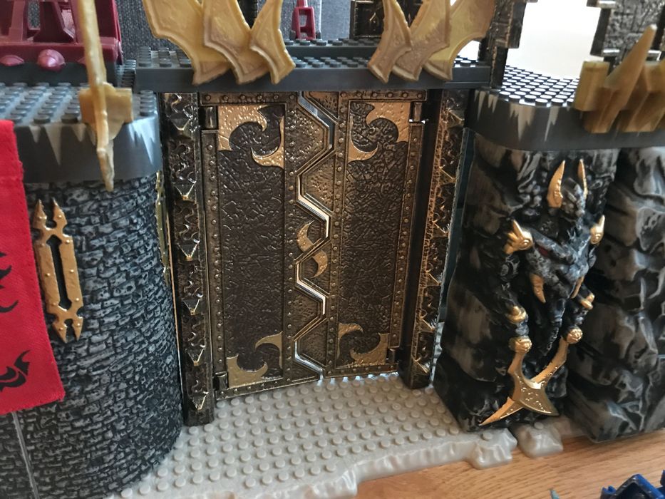 Mega Bloks Dragons Metal Ages Dragon Ramparts 9514