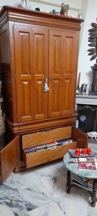 Movel Grande de TV em Cerejeira