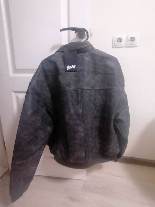 шкіряна куртка pull and bear