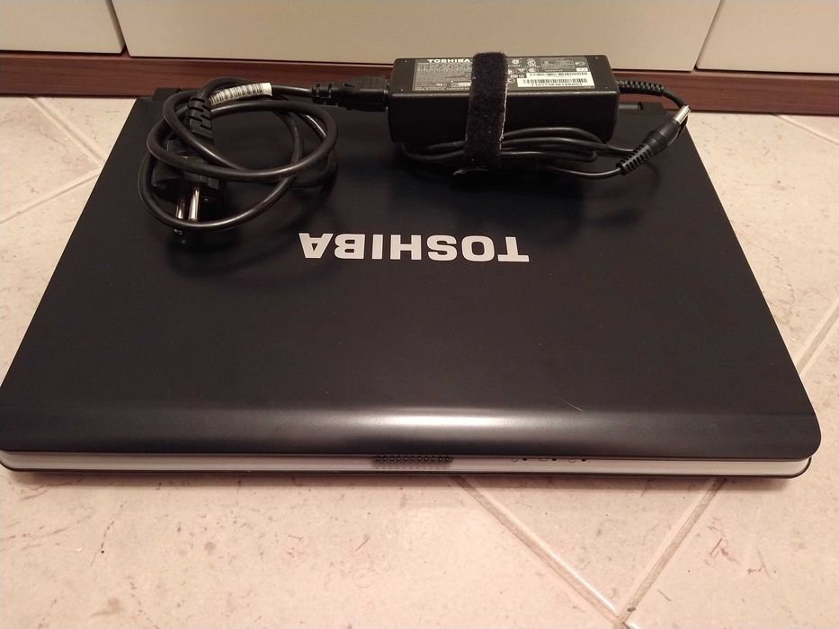 Portátil Toshiba Satellite L40 - para PEÇAS64739403073025121