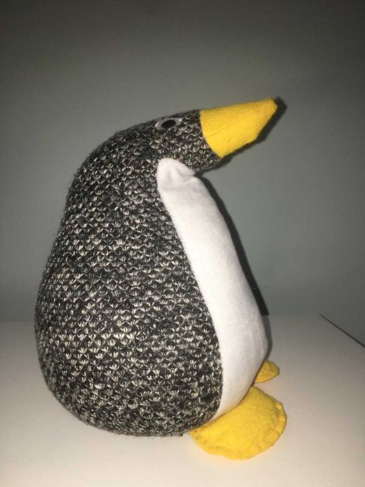 Peluche Pinguim NOVO