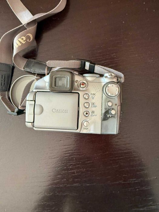 Canon PowerShot S2 IS