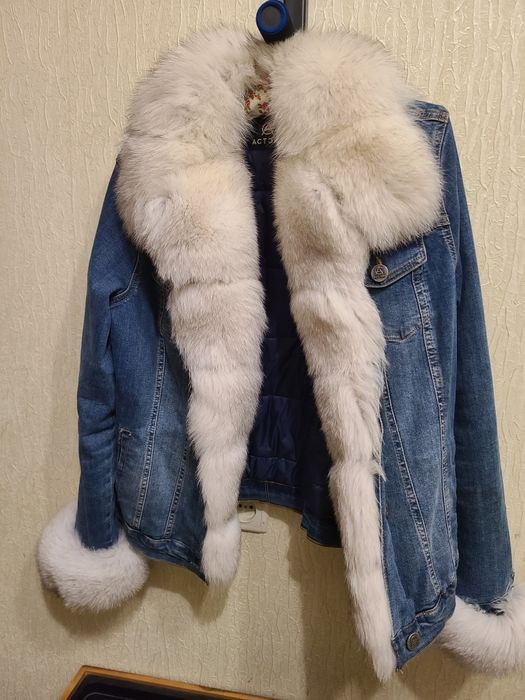 Джинсова куртка з натуральним хутром