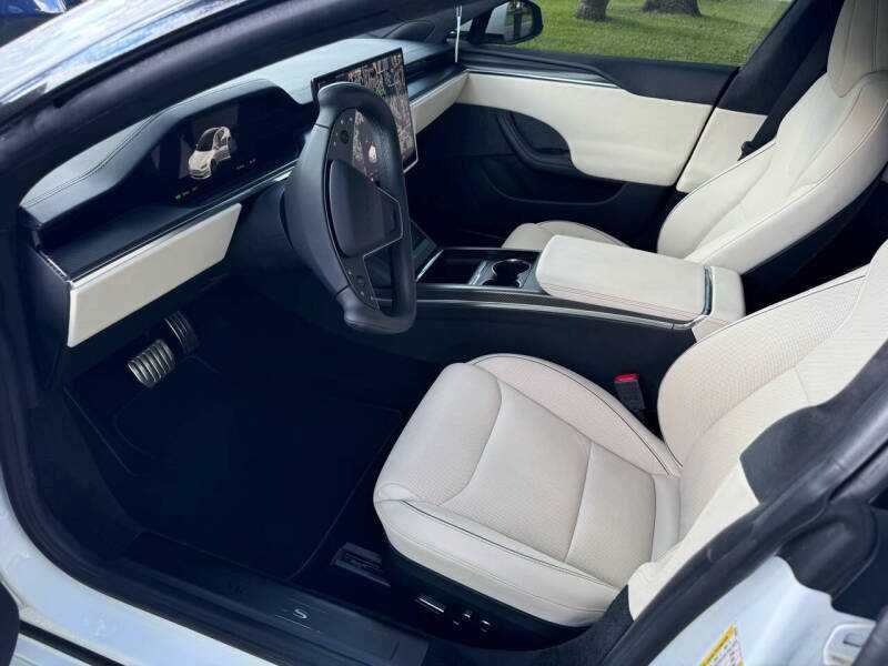 2021 Tesla Model S Plaid