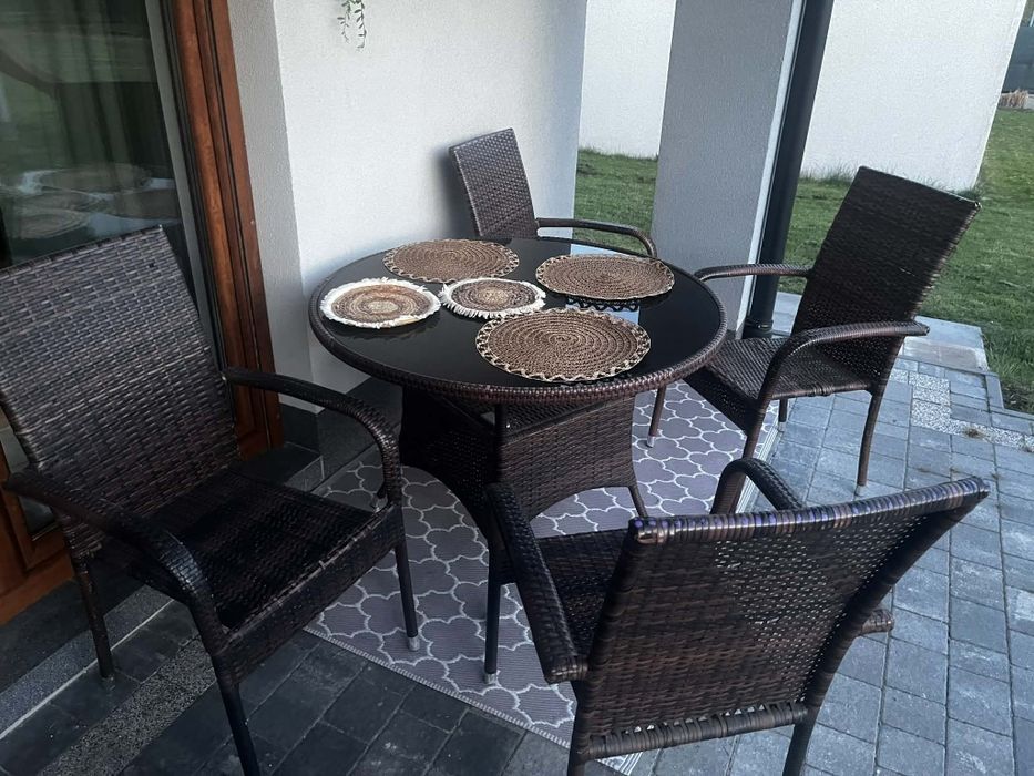 Zestaw ogrodowy technorattan – stół + 4 krzesła