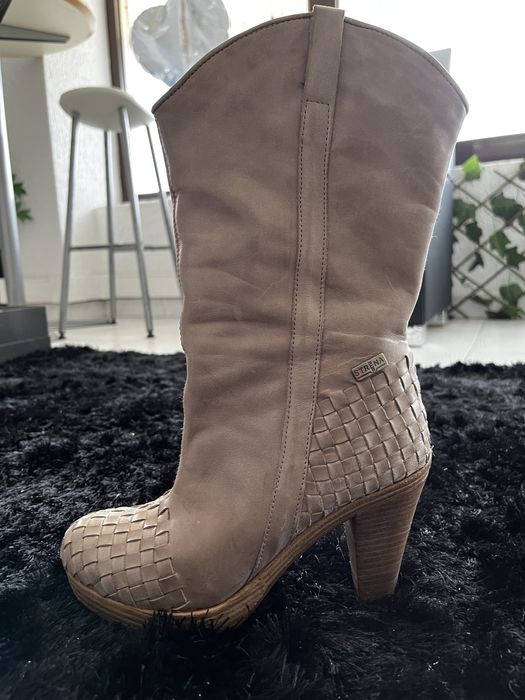 Botas Strena cano medio em excelente estado