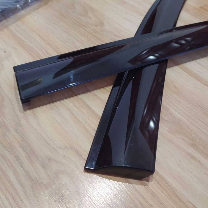 Дефлектори Ветровики на окна Nissan Leaf 2010-2017 Ниссан Лиф 2017+