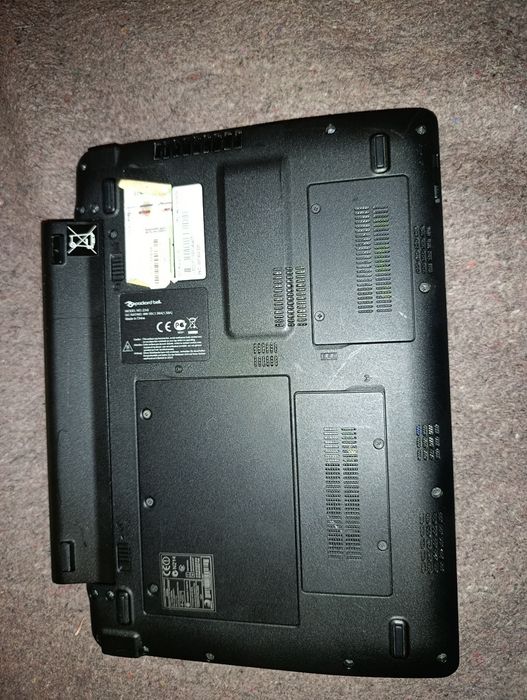 Продам нетбук Packard bell
