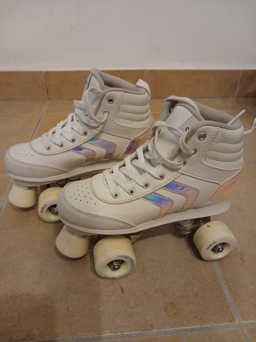Patins 4 rodas como novos