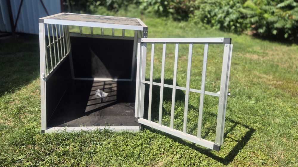 Aluminiowa klatka transportowa dla psa
