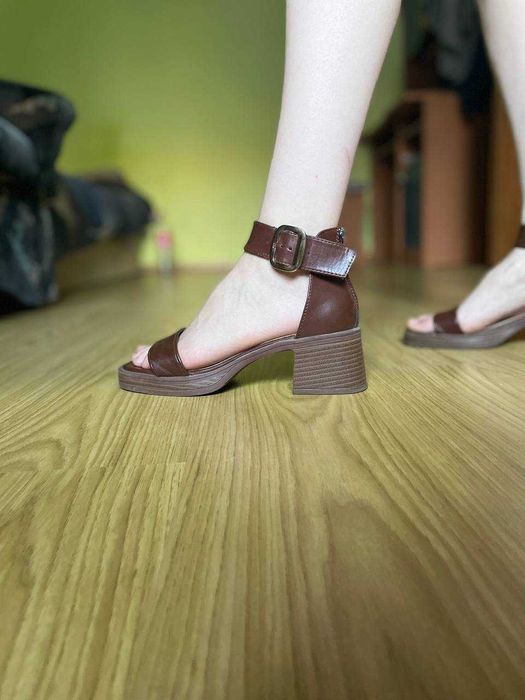 Босоніжки на 24,5 см