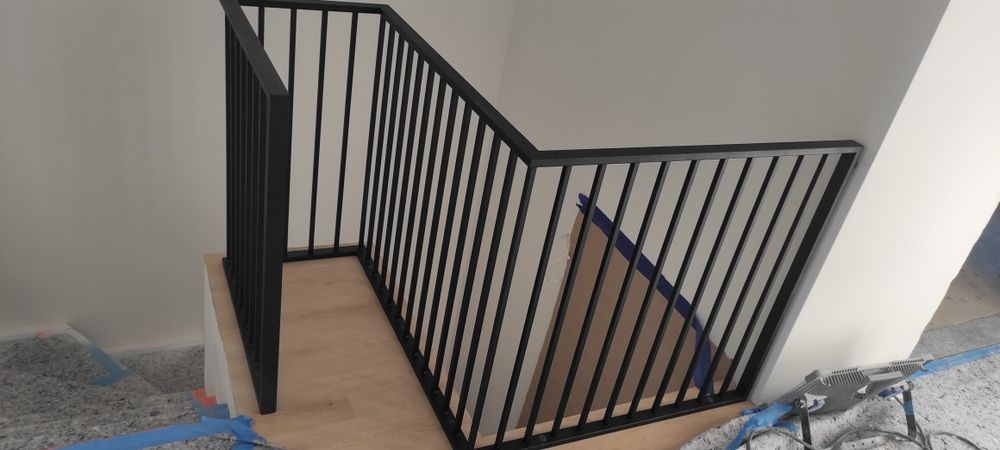 Balustrady wewnętrzne i zewnętrzne