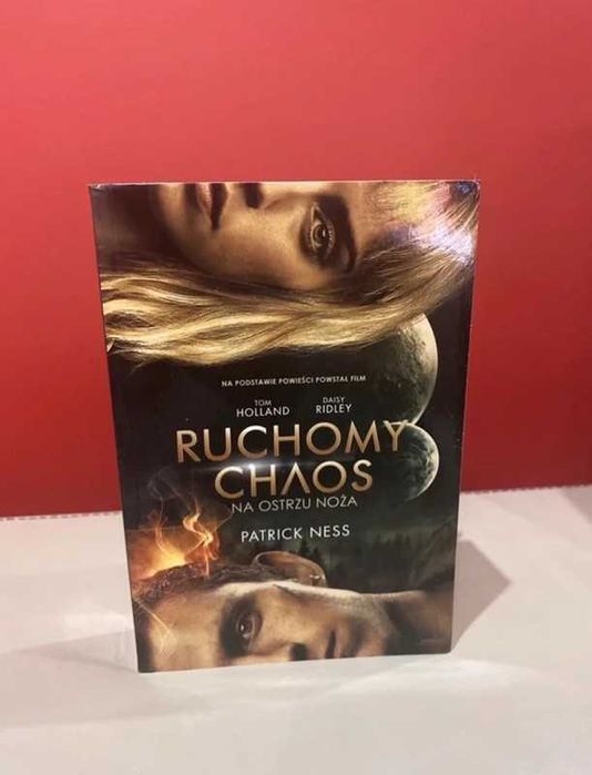 Ruchomy chaos okładka filmowa - Patric Ness