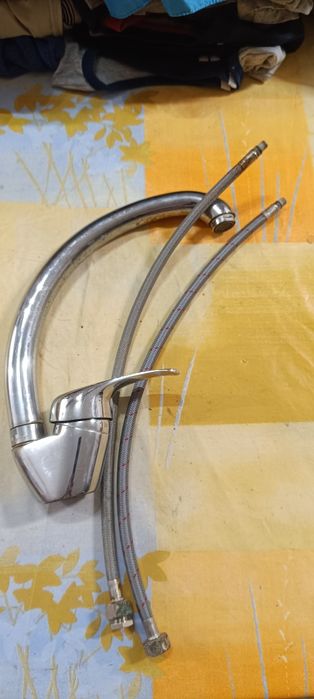 Torneira para cozinha, bidé e lavatório de loiça