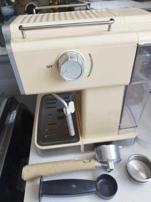 Maquina café cecotec como nova