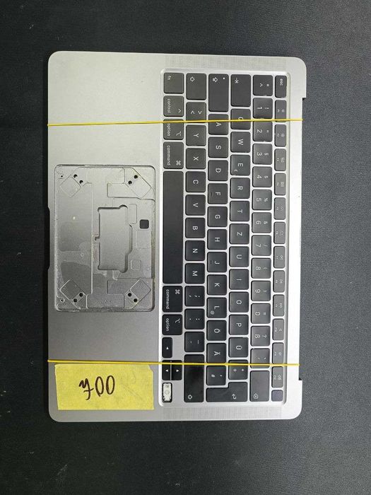 Комплектуючі для MacBook