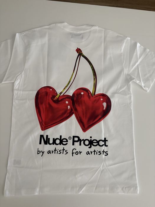 T-shirt nude project nova
