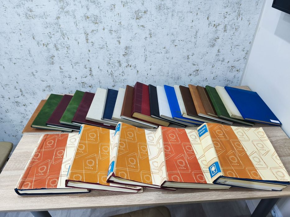 Zestaw filatelistyczny min 20 tys znaczków