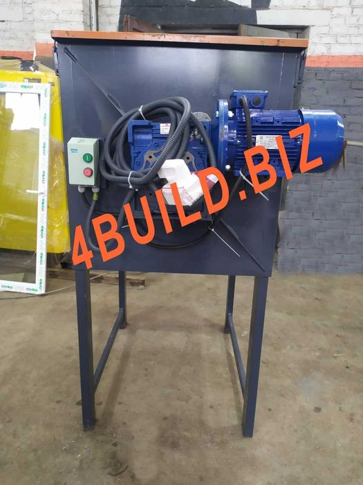 Шнековый смеситель, кормосмеситель, смешиватель комбикормов