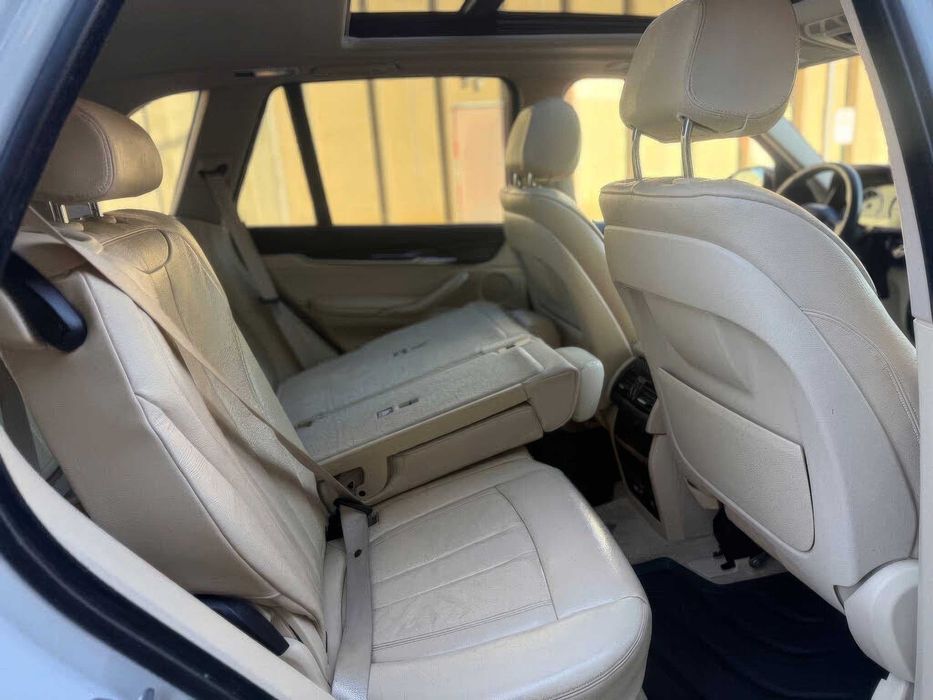 BMW X5 xDrive35d      2013