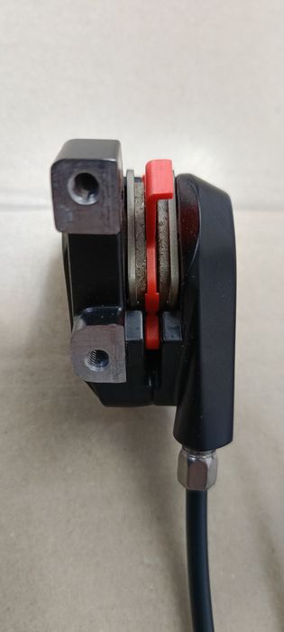 Shimano BR-UR300 zacisk hamulca z przewodem.