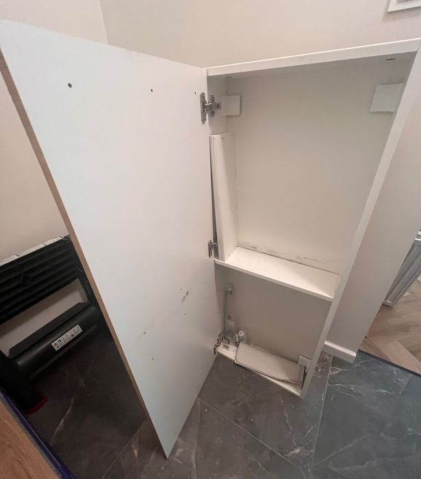 Słupek szafka łazienkowa